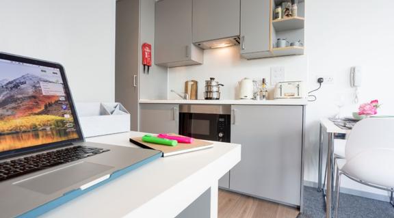 1 bedroom student apartment in City Centre, Exeter