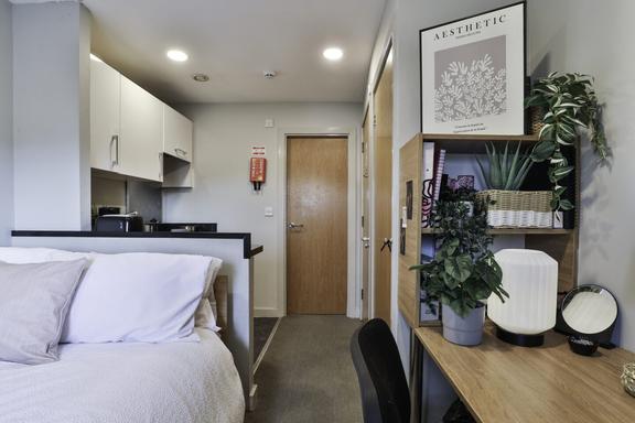 1 bedroom student apartment in Rusholme, Manchester