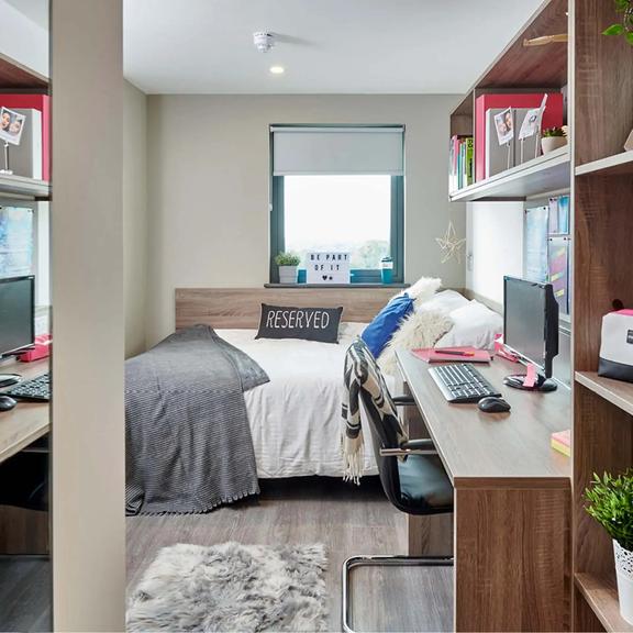 1 bedroom student apartment in City Centre, Coventry