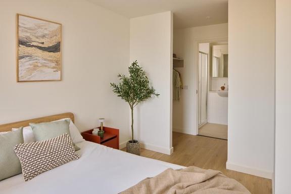 2 bedroom student apartment in Leith, Edinburgh