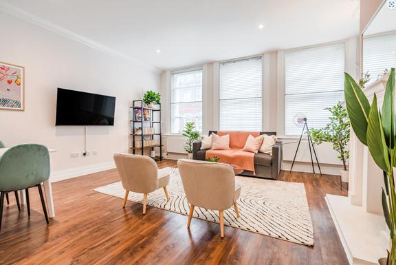 1 bedroom student apartment in Soho, London