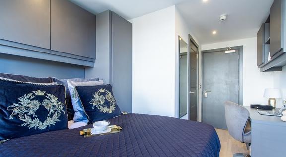 2 bedroom student apartment in Stoke, Coventry