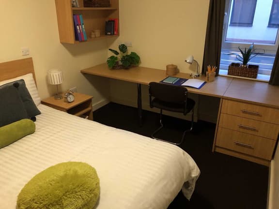 2 bedroom student apartment in Golden Triangle, Loughborough