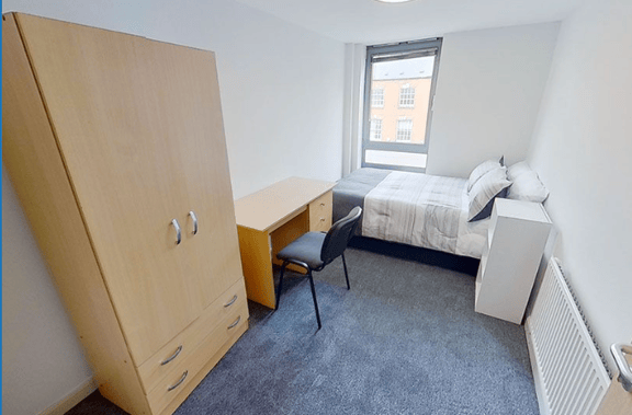 6 bedroom student apartment in City Centre, Nottingham