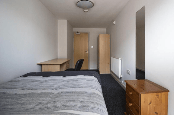 6 bedroom student apartment in City Centre, Nottingham