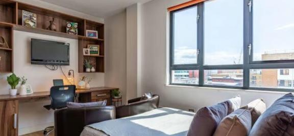 1 bedroom student apartment in St Pauls, Bristol