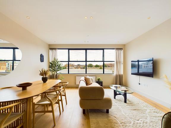 2 bedroom student apartment in Camden, London