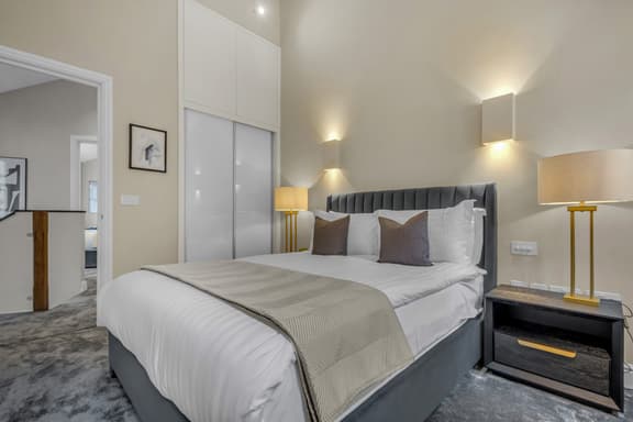 3 bedroom student apartment in Paddington, London