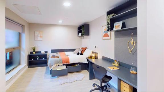 1 bedroom student apartment in City Centre, Leeds