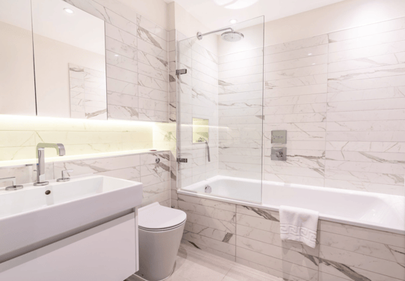 2 bedroom student apartment in Soho, London