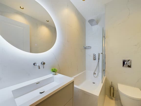 2 bedroom student apartment in Marylebone, London