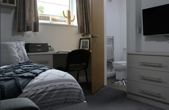 2 bedroom student apartment in City Centre, Nottingham