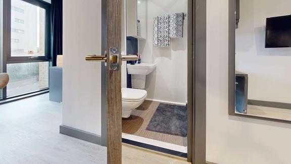 2 bedroom student apartment in Stoke, Coventry