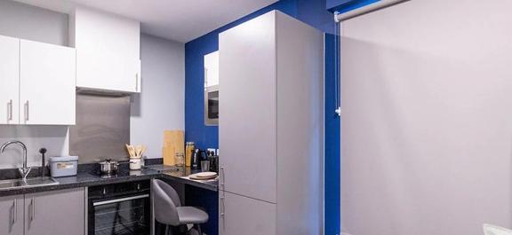 2 bedroom student apartment in Guildford, Surrey