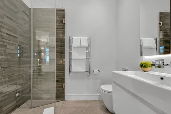 3 bedroom student apartment in Paddington, London