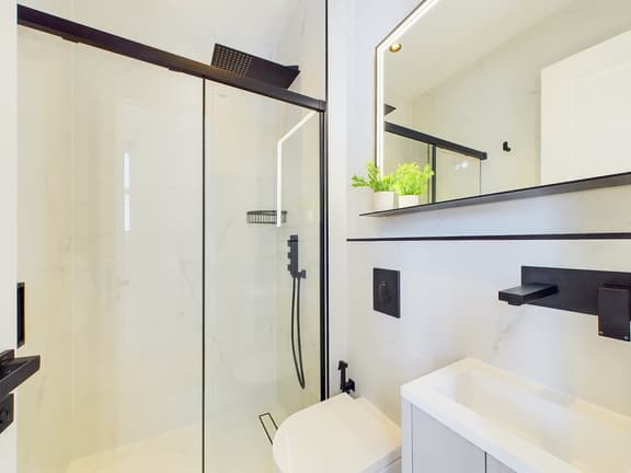 2 bedroom student apartment in Marylebone, London