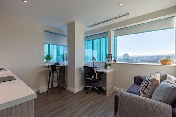 2 bedroom student apartment in City Centre, Sheffield