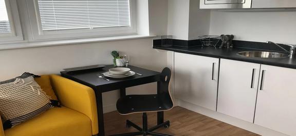 1 bedroom student apartment in Newcastle-under-Lyme, Stoke-on-Trent