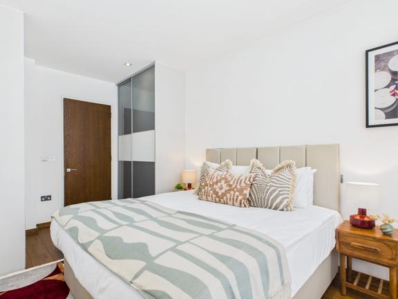 2 bedroom student apartment in Camden, London