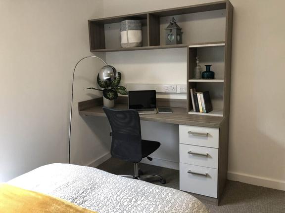 1 bedroom student apartment in Shelton, Stoke-on-Trent