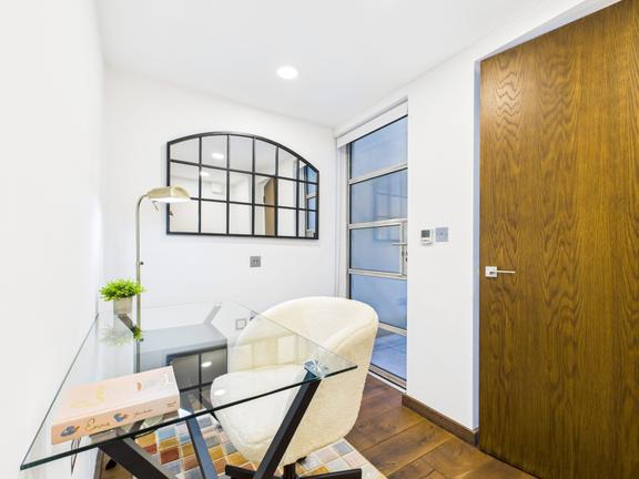 2 bedroom student apartment in Camden, London