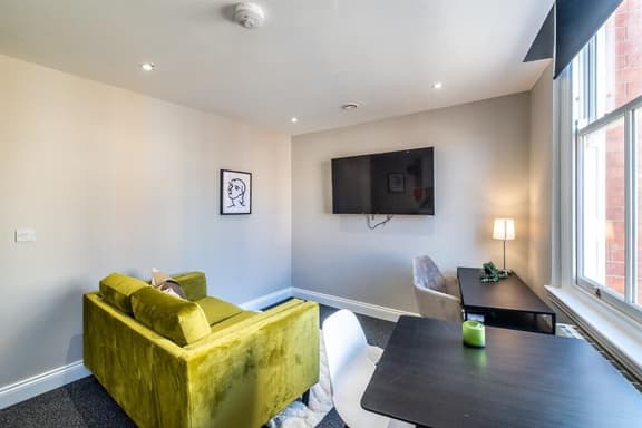 1 bedroom student apartment in City Centre, Nottingham