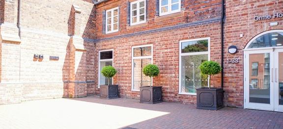 1 bedroom student apartment in Newcastle-under-Lyme, Stoke-on-Trent