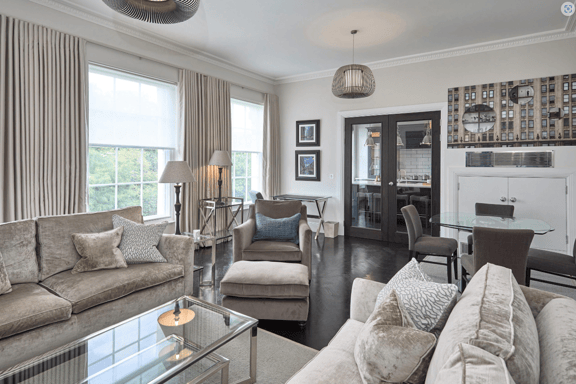 2 bedroom student apartment in Soho, London