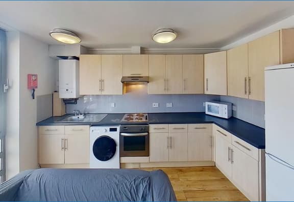 6 bedroom student apartment in City Centre, Nottingham