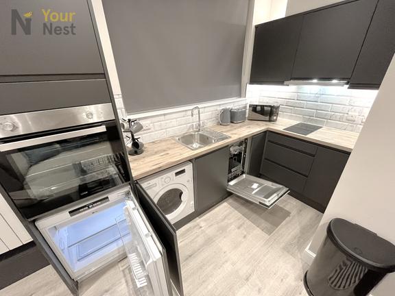 1 bedroom student apartment in Burley, Leeds