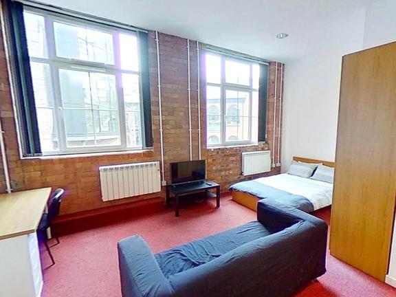5 bedroom student apartment in Hockley, Nottingham