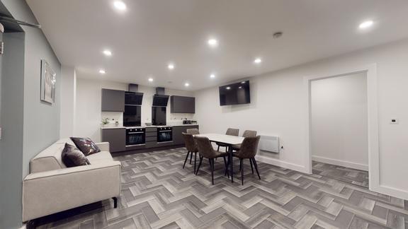 7 bedroom student apartment in Beeston, Nottingham