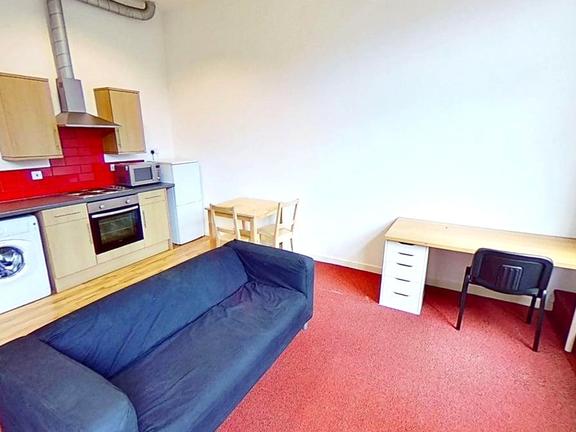 5 bedroom student apartment in Hockley, Nottingham