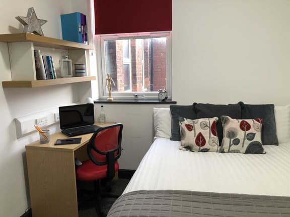 1 bedroom student apartment in Whinney Hill, Durham