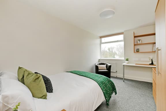 3 bedroom student apartment in Broomhill, Sheffield