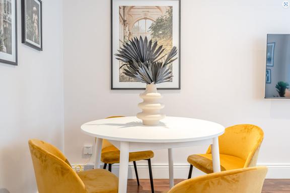 1 bedroom student apartment in Soho, London