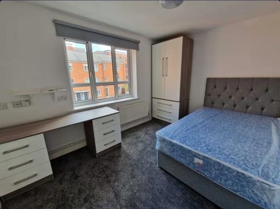 6 bedroom student apartment in Radford, Nottingham