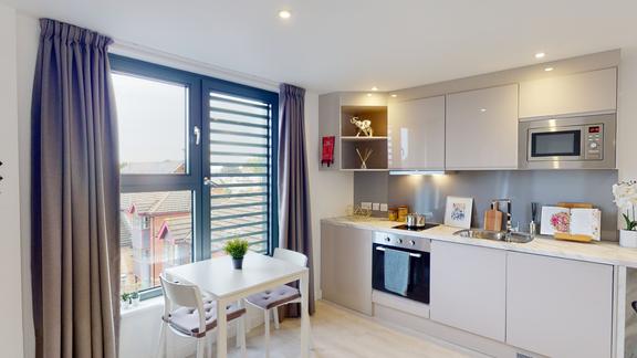 1 bedroom student apartment in City Centre, Reading