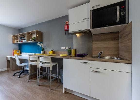 1 bedroom student apartment in Leith, Edinburgh