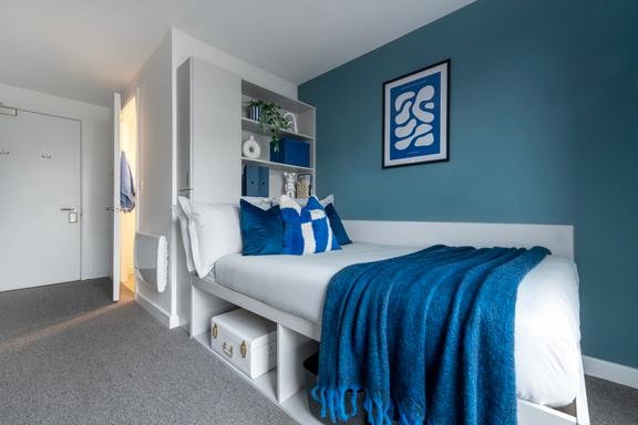 1 bedroom student apartment in City Centre, Coventry