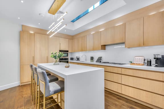 3 bedroom student apartment in Paddington, London