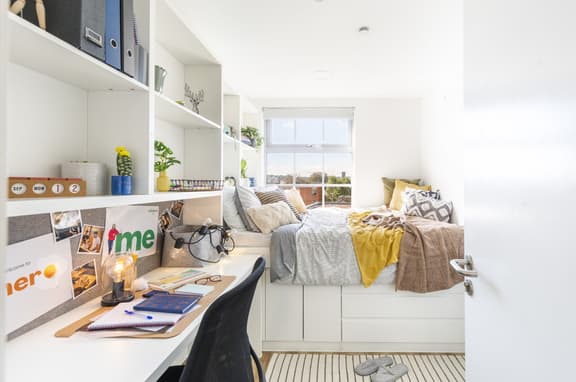 2 bedroom student apartment in Clifton, Bristol