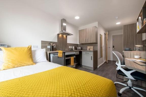 2 bedroom student apartment in City Centre, Sheffield