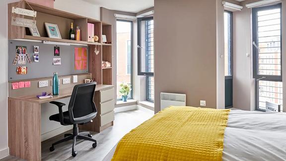1 bedroom student apartment in Adamsdown, Cardiff