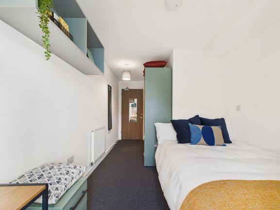 1 bedroom student apartment in City Centre, Bath