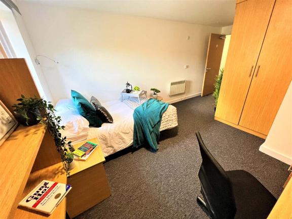 1 bedroom student apartment in Golden Triangle, Loughborough
