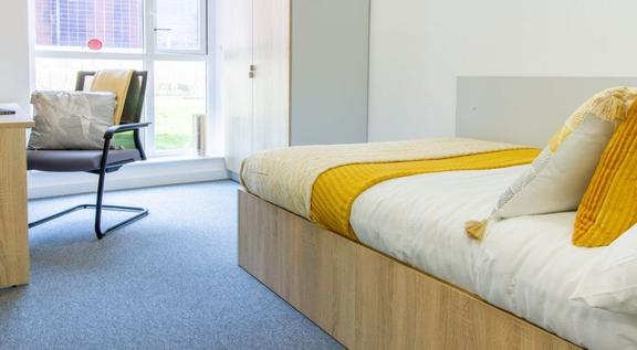 1 bedroom student apartment in City Centre, Derby