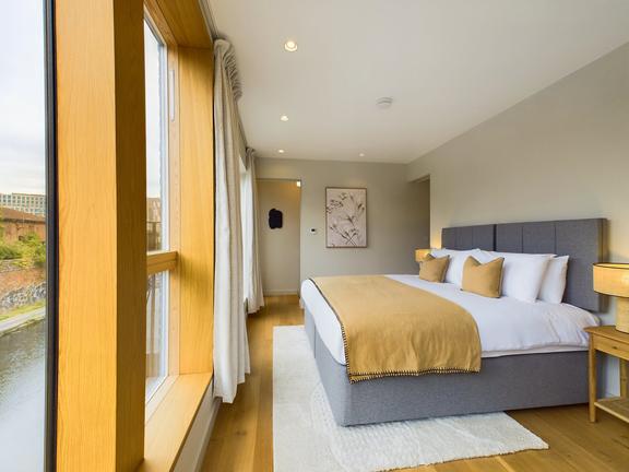 3 bedroom student apartment in Camden, London