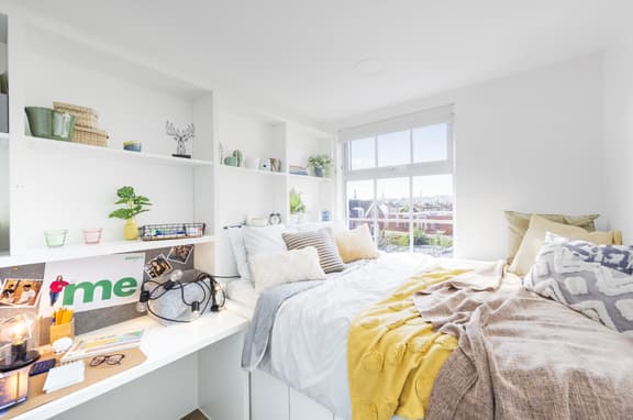 2 bedroom student apartment in Clifton, Bristol