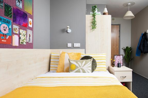 1 bedroom student apartment in City Centre, Leicester